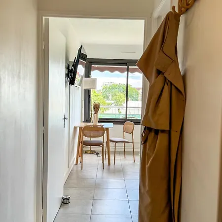 Apartament La Rive - 30m2 , Climatisation, Parking, Terrasse, Centre Et Thermes A Pied